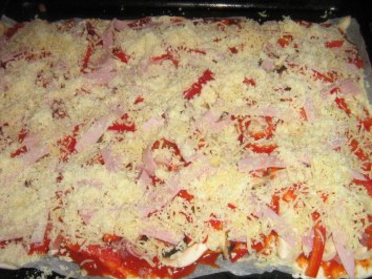 Unsere Samstagabend - Pizza Speziale - Rezept - kochbar.de