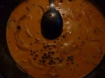 Hirschsteaks an Sahnesößchen mit Ajvar mit  Fleur de Atlanticokartoffeln & Zuckerschoten - Rezept - Bild Nr. 6