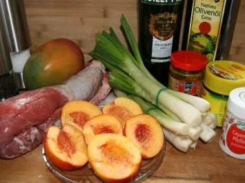 Rezept: Schwein: Schweinefilet "Exotic" mit Rucola-Salat Bild Nr. 2 Schwein: Schweinefilet "Exotic" mit Rucola-Salat - Rezept - Bild Nr. 2