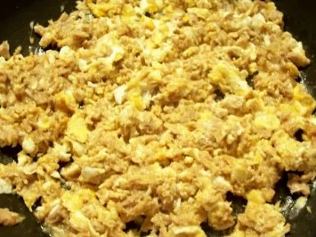 Kochen: Rührei mit Thunfisch - Rezept - Bild Nr. 3