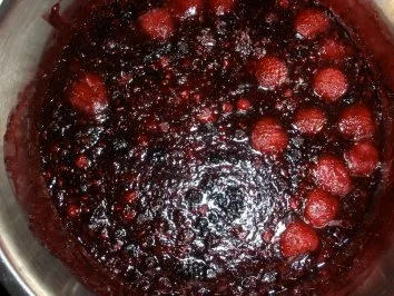 Rezept: Hochzeitstorte Bild Nr. 3 Hochzeitstorte - Rezept - Bild Nr. 3