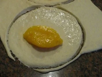 Hefe:   PFIRSICHTASCHEN - Rezept - Bild Nr. 4