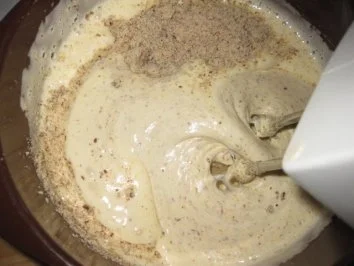 ♥ Vanille-Nuß-Kirsch-Eierlikör-Torte ♥ .........Bilder sind ON - Rezept - Bild Nr. 2