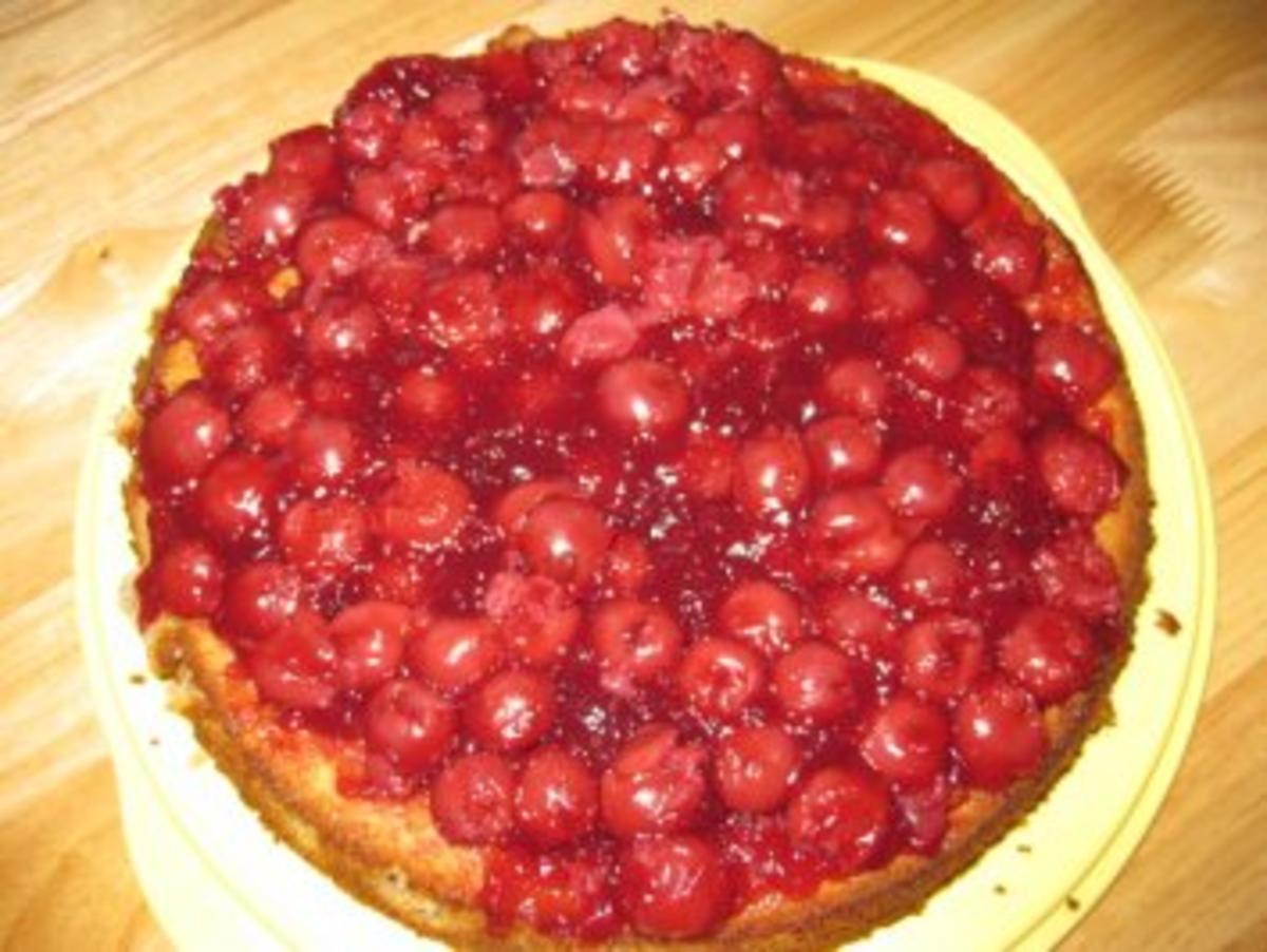 ♥ Vanille-Nuß-Kirsch-Eierlikör-Torte ♥ .........Bilder sind ON - Rezept - Bild Nr. 6