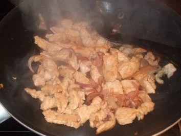 Rezept: Chinesische Putenpfanne Süß Sauer Bild Nr. 2 Chinesische Putenpfanne Süß Sauer - Rezept - Bild Nr. 2