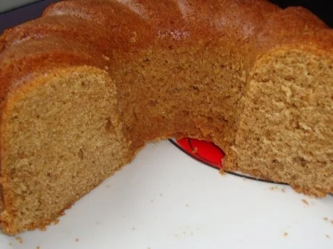 Rezept: Kuchen mit ätherischen Ölen und Blüten Kuchen mit ätherischen Ölen und Blüten - Rezept