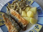 Makrelenfiles mit Butterbohnen und Dillsahnesoße - Rezept