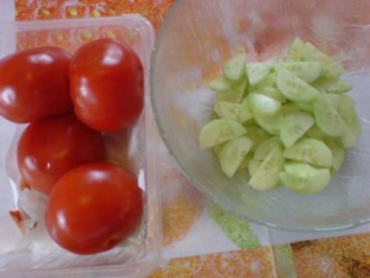 Bratkartoffeln mit Minutensteaks und Tomatensalat - Rezept - Bild Nr. 13