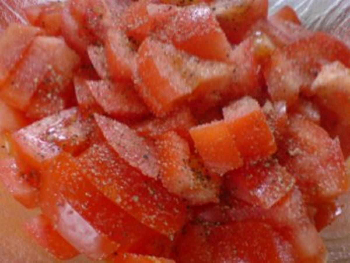 Bratkartoffeln mit Minutensteaks und Tomatensalat - Rezept - Bild Nr. 14