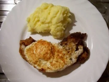 Rezept: Kochen: Schnitzel mit Spiegelei Kochen: Schnitzel mit Spiegelei - Rezept