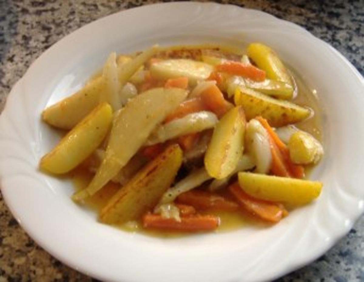 Bayr.Gewürzbraten mit Fenchel-Birnen-Gemüse und Bratkartoffeln - Rezept