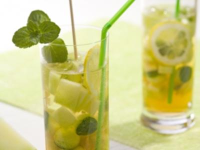 Rezept: Melonen-Bowle Melonen-Bowle - Rezept