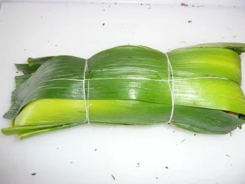 Schweinefiletkopf mit Kräutern im Lauchmantel geschmort - Rezept - Bild Nr. 4