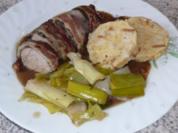 Rezept: Schweinefiletkopf mit Kräutern im Lauchmantel geschmort Schweinefiletkopf mit Kräutern im Lauchmantel geschmort - Rezept