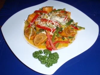 Rezept: Chilimaultaschen mit buntem Gemüse Bild Nr. 7 Chilimaultaschen mit buntem Gemüse - Rezept - Bild Nr. 7