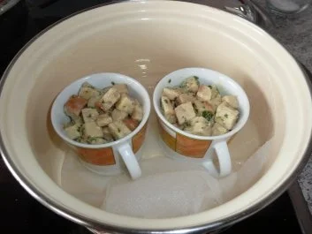 Beilage: Knödel vom verunglückten Brot - Rezept