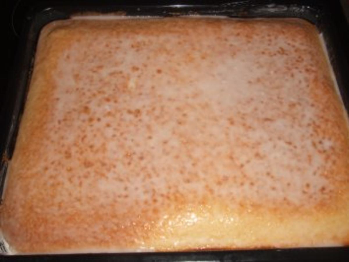 Bilder für Saftiger Amarettokuchen - Rezept