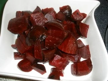 Rote Bete-Apfel-Salat - Rezept - Bild Nr. 2