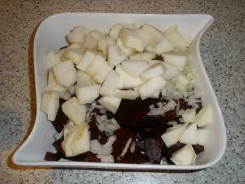 Rote Bete-Apfel-Salat - Rezept - Bild Nr. 3