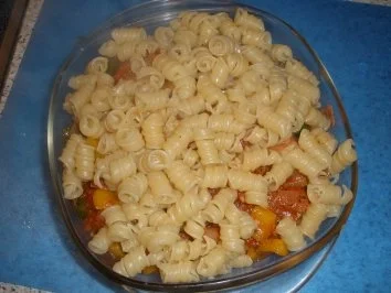 Rezept: Nudelauflauf was der Kühlschrank hergibt Bild Nr. 12 Nudelauflauf was der Kühlschrank hergibt - Rezept - Bild Nr. 12