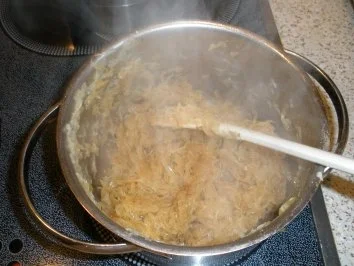 Kaspressknödel mit Kraut - Rezept - Bild Nr. 10