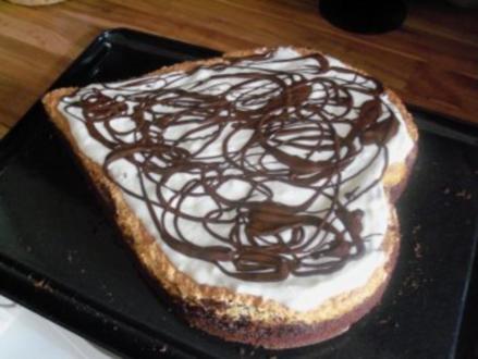 14 Geburtstagskuchen mit Deko Rezepte - kochbar.de