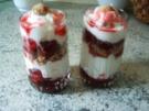 Himbeerschichtspeise mit Amaretto - Rezept