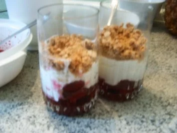 Himbeerschichtspeise mit Amaretto - Rezept - Bild Nr. 6