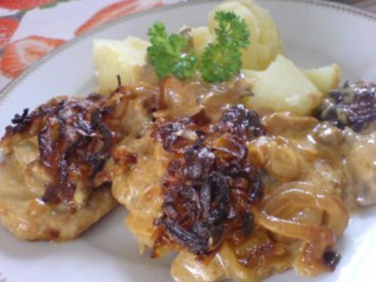 Zwiebel-Sahne-Schnitzel überbacken - Rezept - kochbar.de