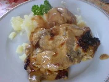 Zwiebel-Sahne-Schnitzel überbacken - Rezept - Bild Nr. 2