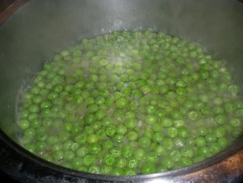 Erbsen Suppe mit Safransud - Rezept - Bild Nr. 3