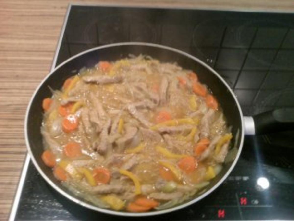 &amp;quot;HAUPTGERICHT&amp;quot; Schweinefleisch nach Chop Suey Art - Rezept - kochbar.de