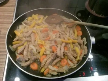 "HAUPTGERICHT" Schweinefleisch nach Chop Suey Art - Rezept - Bild Nr. 3