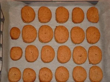 Rezept: GLYX-Mandel-Plätzchen Bild Nr. 2 GLYX-Mandel-Plätzchen - Rezept - Bild Nr. 2