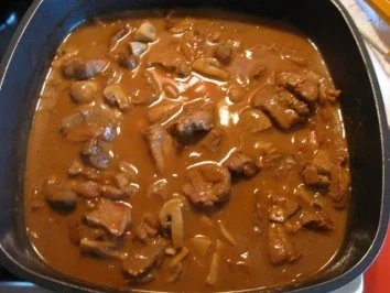 schnelles Gulasch vom Schweinefilet mit Champignons - Rezept - Bild Nr. 11