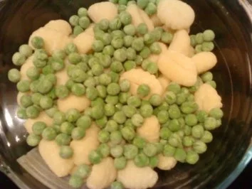 Gnocchi in Pestosahne - Rezept - Bild Nr. 4