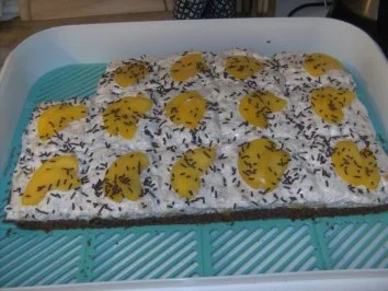 Stracciatella Pfirsich Schnitten - Rezept
