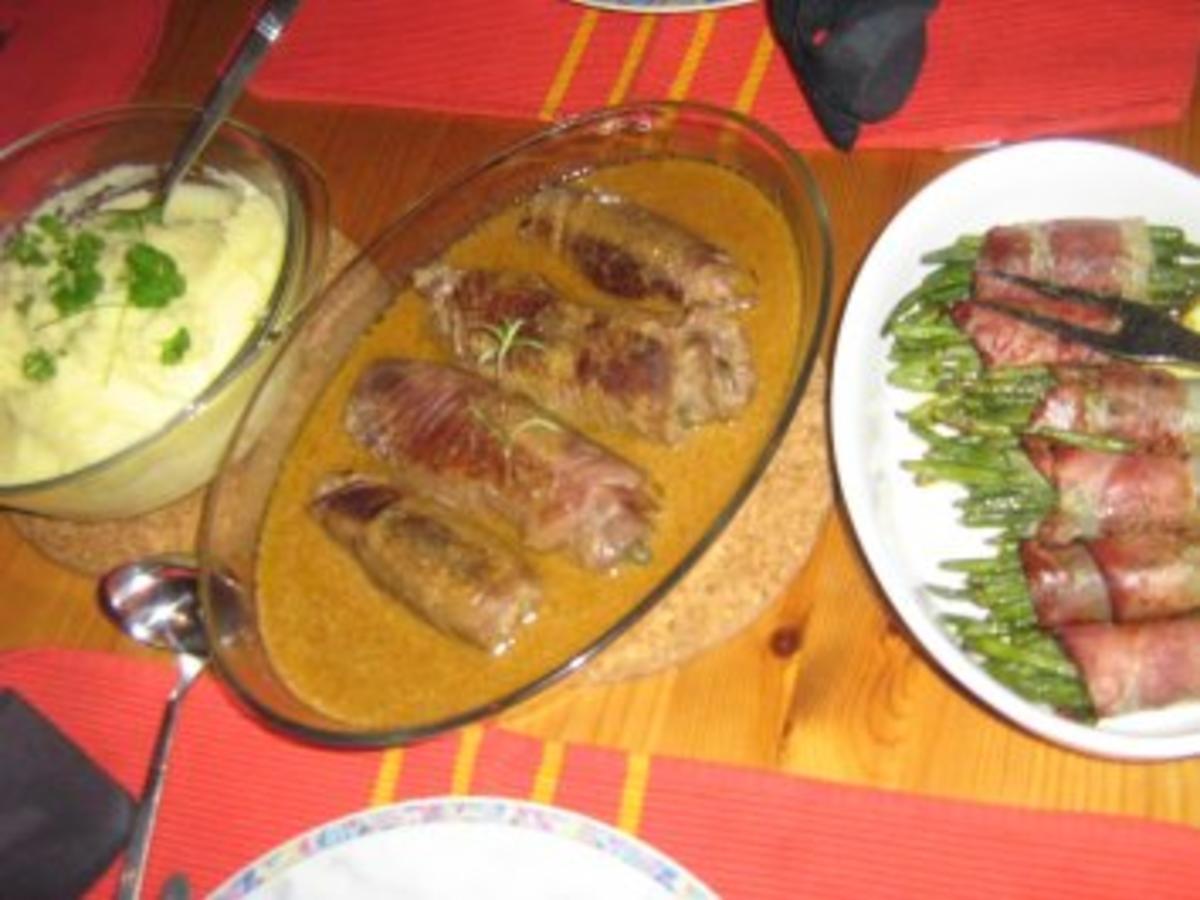 Rinderroulade klassisch mit Prinzeßbohnenpäckchen und Püree - Rezept ...