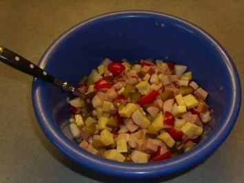 Salate: Radieschen - Käsesalat - Rezept - Bild Nr. 3