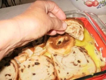 Pudding- Florida Zitronenpudding mit Brot oder Brotresten - schmeckt besser wie Kuchen und so einfach - Rezept - Bild Nr. 5