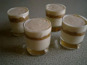 Rezept: Wachauer Marillen Mousse flirtet mit Veltlinersekt Bild Nr. 5 Wachauer Marillen Mousse flirtet mit Veltlinersekt - Rezept - Bild Nr. 5