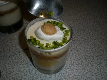 Rezept: Wachauer Marillen Mousse flirtet mit Veltlinersekt Bild Nr. 6 Wachauer Marillen Mousse flirtet mit Veltlinersekt - Rezept - Bild Nr. 6