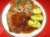 Schweinebraten mit Majoran - Rezept