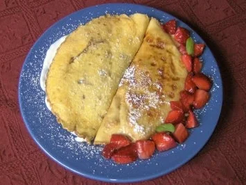 Rezept: Zweierlei süßes Omelett Zweierlei süßes Omelett - Rezept