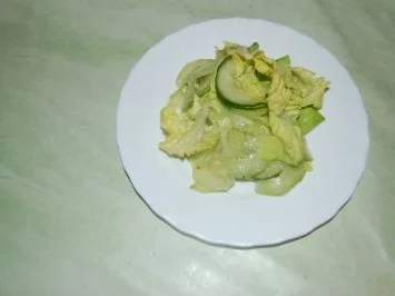 Gurkensalat mit Chili und Ingwer - Rezept