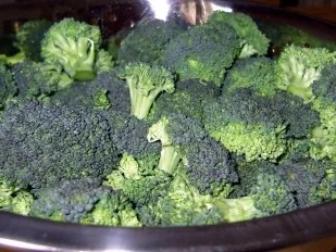 Bouletten mit Schalotten-Balsamicosauce und Broccoli - Rezept - Bild Nr. 2