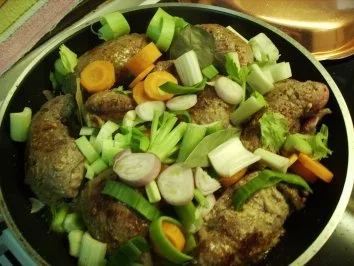 Rezept: Rinderrouladen Bild Nr. 2 Rinderrouladen - Rezept - Bild Nr. 2