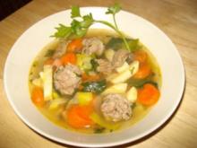 Gemüsesuppe mit Rindfleisch & Hackbällchen - Rezept