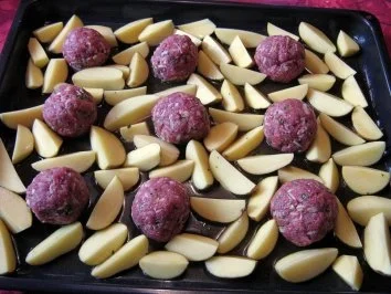 Rezept: Köfte vom Blech Bild Nr. 3 Köfte vom Blech - Rezept - Bild Nr. 3