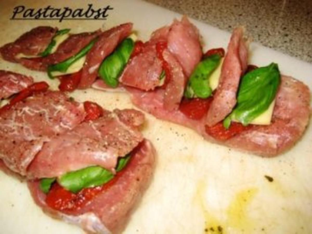 Gefülltes Schweinefilet Italia im Blätterteigmantel - Rezept - Bild Nr. 3